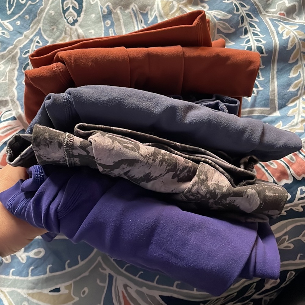 4 lululemon align crop 21” leggings